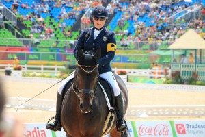Eine ganz besondere Atmosphäre: Carolin Schnarre und Del Rusch bei ihrem Auftritt im Olympiastadion in Rio. Foto: Kerstin Schnarre